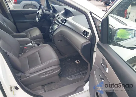 2016 Honda Odyssey Touring/Touring Elite z USA, uszkodzony, nr VIN 5FNRL5H96GB064411